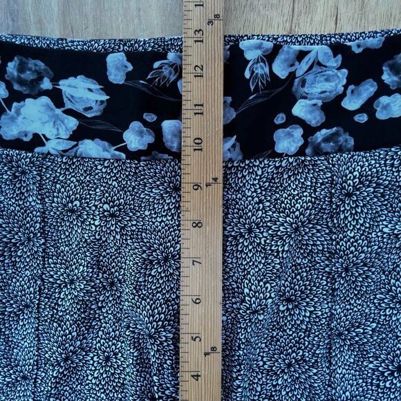 LULULEMON DEPARTURE HIGH RISE 7/8 WOMEN’S PANT sz 10 PETAL FLORAL CROP - Picture 9 of 11